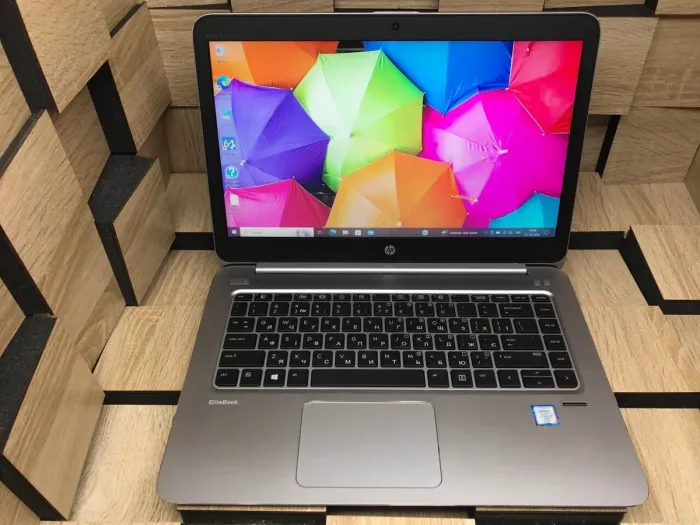 Ультрабук Б-клас HP EliteBook Folio 1040 G3 / 14" (1920x1080) IPS / Intel Core i7-6600U (2 (4) ядра по 2.6 - 3.4 GHz) / 8 GB DDR4 / 256 GB SSD M.2 / Intel HD Graphics 520 / HDMI б/в - зображення 2