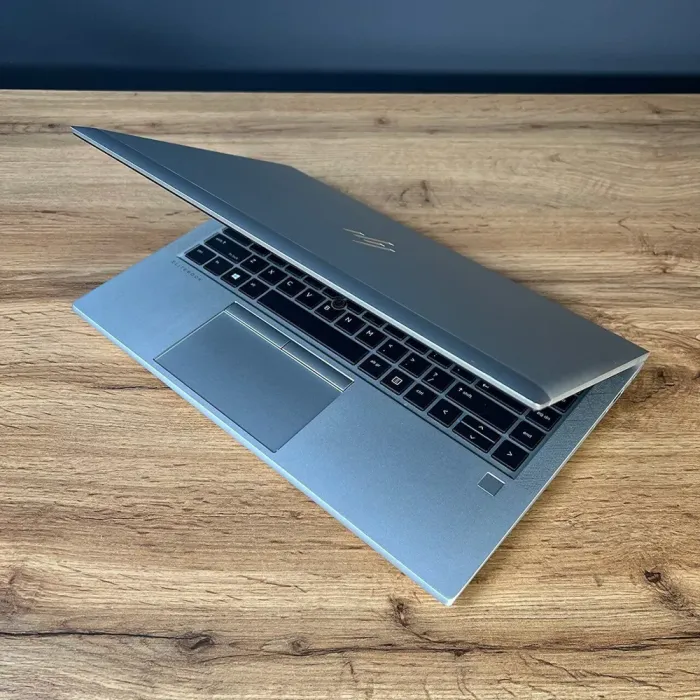 Ультрабук HP EliteBook 845 G8 / 14" (1920x1080) IPS / AMD Ryzen 5 Pro 5650U (6 (12) ядер по 2.3 - 4.2 GHz) / 8 GB DDR4 / 256 GB SSD M.2 / AMD Radeon Graphics / WebCam б/в - зображення 7