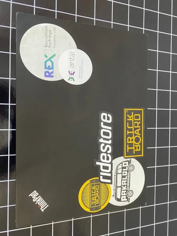 Ноутбук Б-клас Lenovo ThinkPad E14 / 14'' (1920x1080) IPS / Intel Core i5-10210U (4 (8) ядра по 1.6 - 4.2 GHz) / 16 GB DDR4 / 512 GB SSD M.2 / Intel UHD Graphics / WebCam / USB 3.1 / HDMI б/в - зображення 8