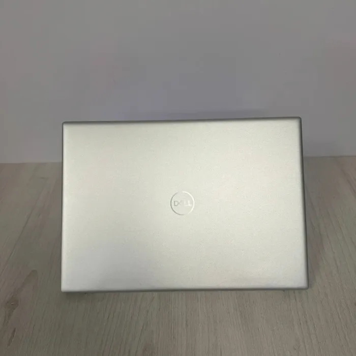 Ультрабук Dell Inspiron 5630 / 16" (1920x1080) IPS Touch / Intel Core i7-1360P (12 (16) ядер по 2.2 - 5.0 GHz) / 16 GB DDR5 / 1000 GB SSD / Intel Iris Xe Graphics / WebCam б/в - зображення 9