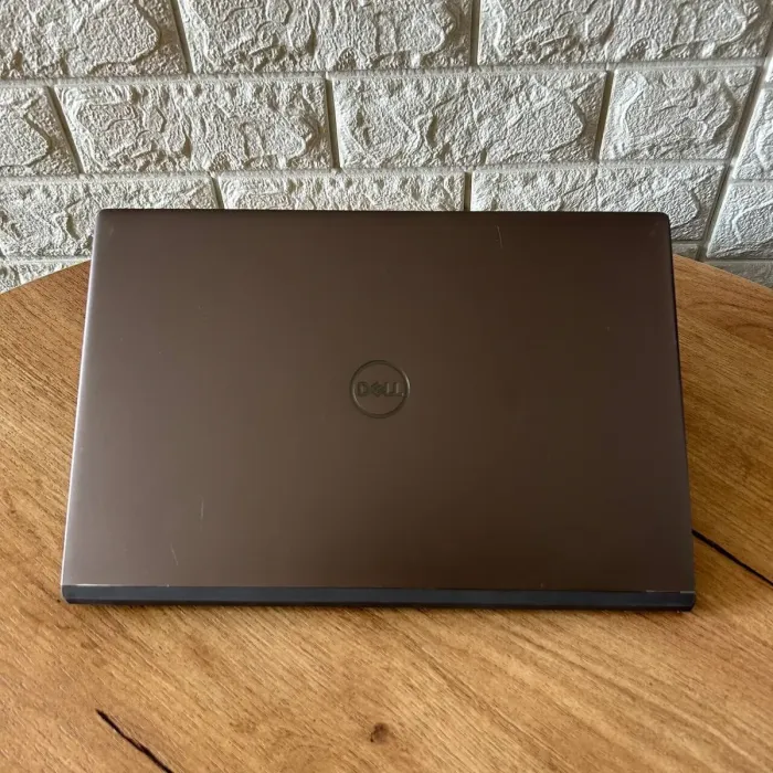 Ультрабук Б-клас Dell Vostro 5402 / 14" (1920x1080) IPS / Intel Core i5-1135G7 (4 (8) ядра по 2.4 - 4.2 GHz) / 8 GB DDR4 / 256 GB SSD NVMe / Intel Iris Xe Graphics / WebCam б/в - зображення 3