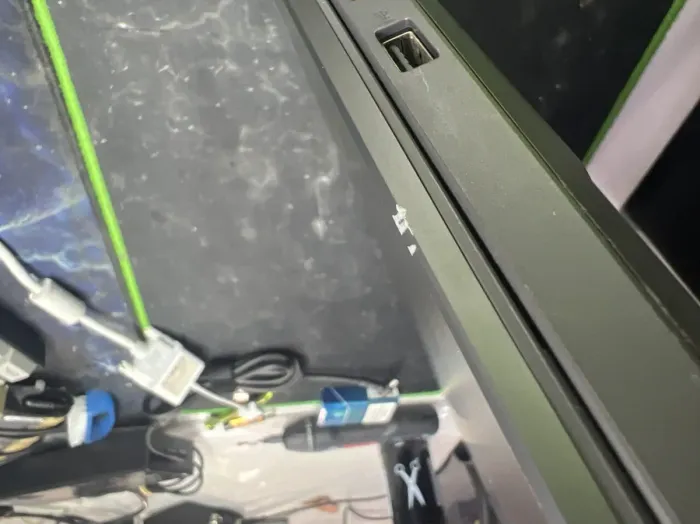 Ігровий ноутбук Б-класу Asus ROG Strix G18 G814JZ-G18 / 18" (2560x1600) IPS / Intel Core i9-13980HX (24 (32) ядра по 2,2 - 5,5 ГГц) / 32 ГБ DDR5 / 2048 ГБ SSD NVMe / nVidia GeForce RTX 4080, 12 ГБ GDDR6, 192-біт / WebCam б/в - зображення 10