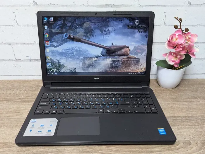 Ноутбук Б-клас Dell Inspiron 15 / 15.6" (1366x768) TN / Intel Core i3-5005U (2 (4) ядра по 2.0 GHz) / 8 GB DDR3 / 128 GB SSD / Intel HD Graphics 5500 / WebCam б/в - зображення 2