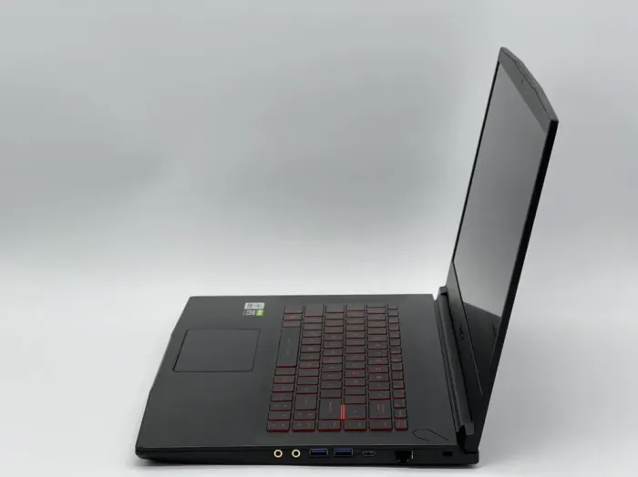 Ігровий ноутбук MSI GF63 Thin 10UC-440US / 15.6" (1920x1080) IPS / Intel Core i5-10500H (6 (12) ядер по 2.5 - 4.5 GHz) / 16 GB DDR4 / 480 GB SSD / nVidia GeForce RTX 3050, 4 GB GDDR6, 128-bit / WebCam б/в - зображення 4