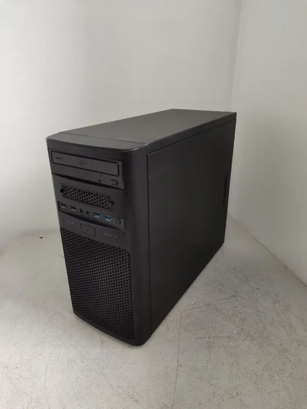 Комп'ютер Inter-Tech Tower / Intel Core i3-6100 (2 (4) ядра по 3.7 GHz) / 16 GB DDR4 / 256 GB SSD / Intel HD Graphics 530 б/в - зображення 2