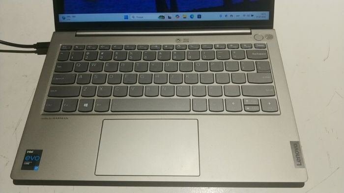 Ультрабук Б-клас Lenovo ThinkBook 13s G2 ITL / 13.3" (2560x1600) IPS / Intel Core i7-1165G7 (4 (8) ядра по 2.8 - 4.7 GHz) / 16 GB DDR4 / 256 GB SSD NVMe / Intel Iris Xe Graphics / WebCam б/в - зображення 6