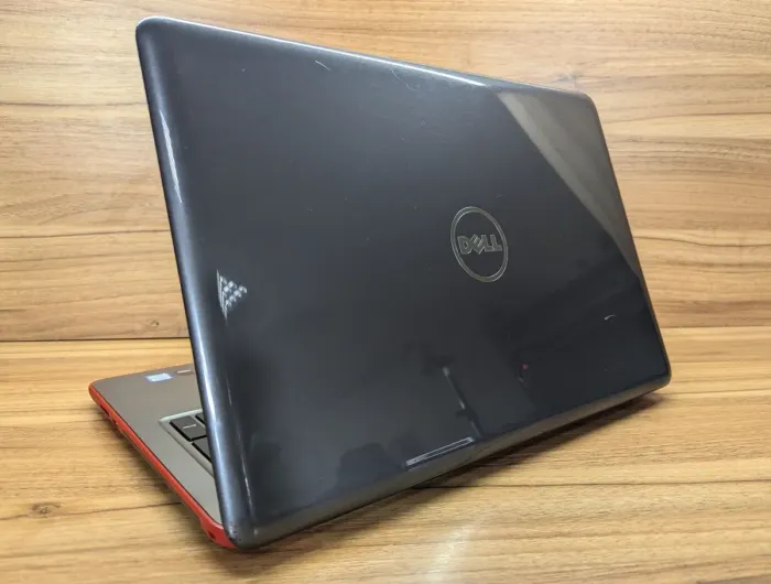 Ноутбук Dell Inspiron 5567 / 15.6" (1920x1080) IPS / Intel Core i7-7500U (2 (4) ядра по 2.7 - 3.5 GHz) / 16 GB DDR4 / 480 GB SSD / AMD Radeon R7 M445, 4 GB GDDR5, 64-bit / WebCam / Windows 10 б/в - зображення 7