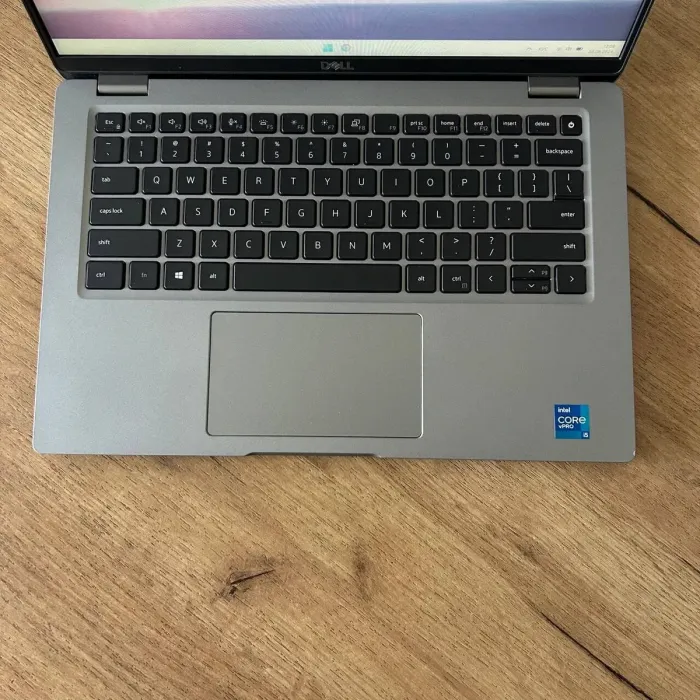 Ультрабук Б-клас Dell Latitude 5420 / 14" (1366x768) TN / Intel Core i5-1145G7 (4 (8) ядра по 2.6 - 4.4 GHz) / 8 GB DDR4 / 256 GB SSD / Intel Iris X Graphics / WebCam б/в - зображення 7