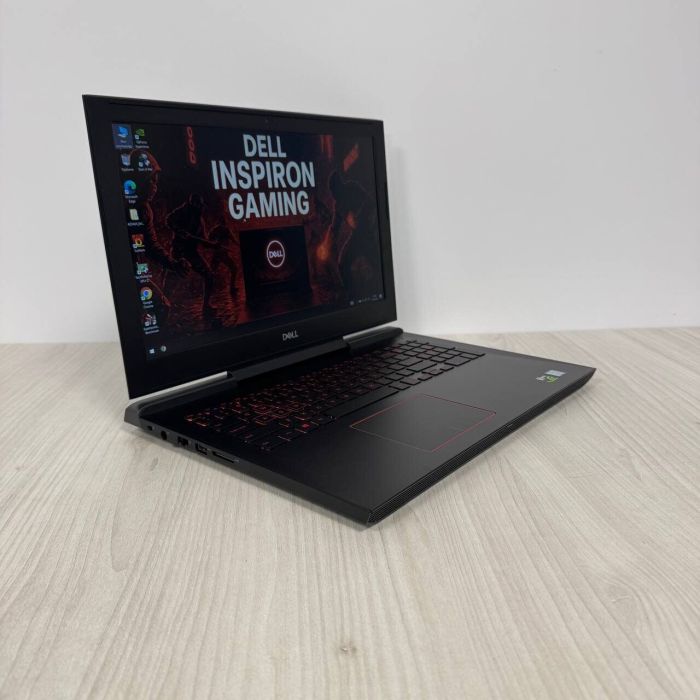 Ігровий ноутбук Б-клас Dell Inspiron 15 Gaming 7577 / 15.6" (1920x1080) IPS / Intel Core i5-7300HQ (4 ядра по 2.5 - 3.5 GHz) / 16 GB DDR4 / 256 GB SSD M.2 / nVidia GeForce GTX 1060 Max-Q, 6 GB GDDR5, 192-bit / WebCam б/в - зображення 4