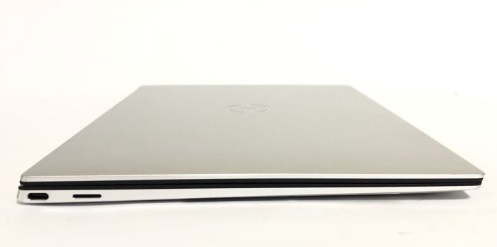 Ультрабук Б-клас Dell XPS 13 9310 / 13.3" (3840x2400) IPS Touch / Intel Core i7-1185G7 (4 (8) ядра по 3.0 - 4.8 GHz) / 16 GB DDR4 / 1000 GB SSD M.2 / Intel Iris Xe Graphics / WebCam б/в - зображення 4