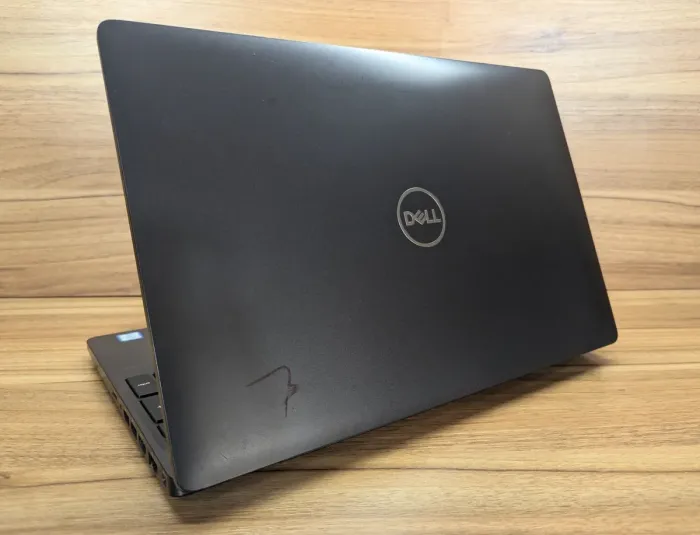 Ультрабук Dell Latitude 5500 / 15.6" (1920x1080) IPS Touch / Intel Core i7-8665U (4 (8) ядра по 1.9 - 4.8 GHz) / 16 GB DDR4 / 512 GB SSD / Intel UHD Graphics / WebCam / Windows 10 б/в - зображення 7