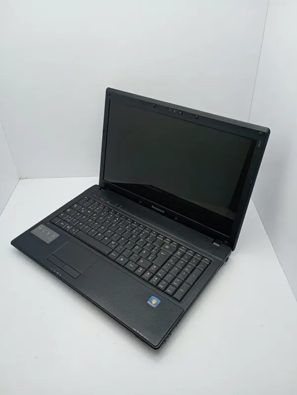 Ноутбук Lenovo G560 / 15.6" (1366x768) TN / Intel Core i3-370M (2 (4) ядра по 2.4 GHz) / 8 GB DDR3 / 320 GB HDD / Intel HD Graphics / WebCam б/в - зображення 4
