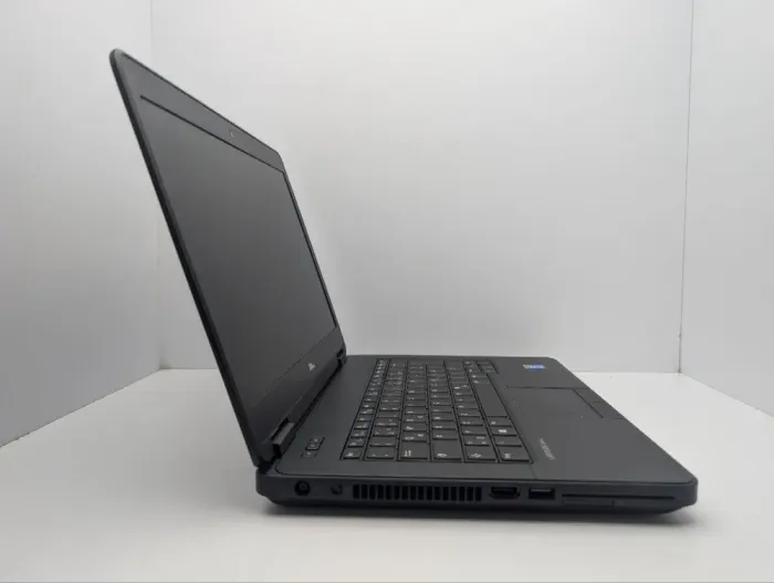 Ноутбук Dell Latitude E5440 / 14" (1366x768) TN / Intel Core i5-4310U (2 (4) ядра по 2.0 - 3.0 GHz) / 8 GB DDR3 / 120 GB SSD / Intel HD Graphics 5500 / WebCam б/в - зображення 4