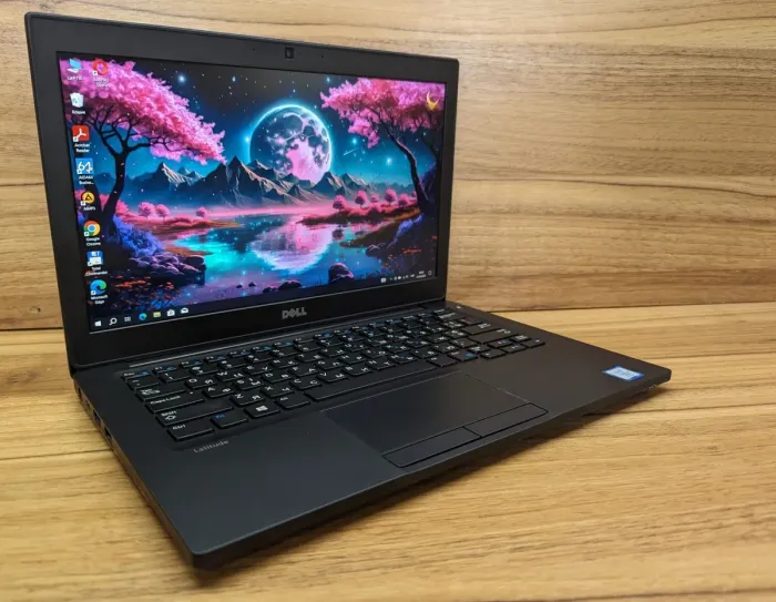 Ультрабук Dell Latitude 7280 / 12.5" (1920x1080) IPS / Intel Core i5-7300U (2 (4) ядра по 2.6 - 3.5 GHz) / 8 GB DDR4 / 256 GB SSD / Intel HD Graphics 620 / WebCam / Windows 10 б/в - зображення 4