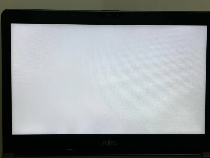 Ноутбук Fujitsu LifeBook S792 / 13.3" (1366x768) TN / Intel Core i5-3230M (2 (4) ядра по 2.6 - 3.2 GHz) / 4 GB DDR3 / 320 GB HDD / Intel HD Graphics 4000 / WebCam б/в - зображення 8