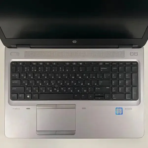 Ноутбук HP ProBook 650 G2 / 15.6" (1920x1080) TN / Intel Core i5-6200U (2 (4) ядра по 2.3 - 2.8 GHz) / 16 GB DDR4 / 250 GB SSD / Intel HD Graphics 520 / WebCam / Fingerprint б/в - зображення 3
