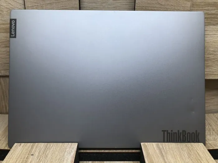 Ультрабук Б-клас Lenovo ThinkBook 14-IML / 14" (1920x1080) IPS / Intel Core i5-10210U (4 (8) ядра по 1.6 - 4.2 GHz) / 8 GB DDR4 / 256 GB SSD M.2 / Intel UHD Graphics / WebCam / Fingerprint / HDMI б/в - зображення 8