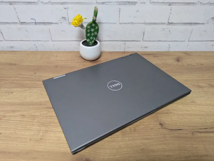 Ультрабук Б-клас Dell Inspiron 13 5000 (P69G) / 13.3" (1920x1080) IPS Touch / Intel Core i5-8250U (4 (8) ядра по 1.6 - 3.4 GHz) / 16 GB DDR4 / 256 GB SSD / Intel UHD Graphics 620 / WebCam б/в - зображення 10