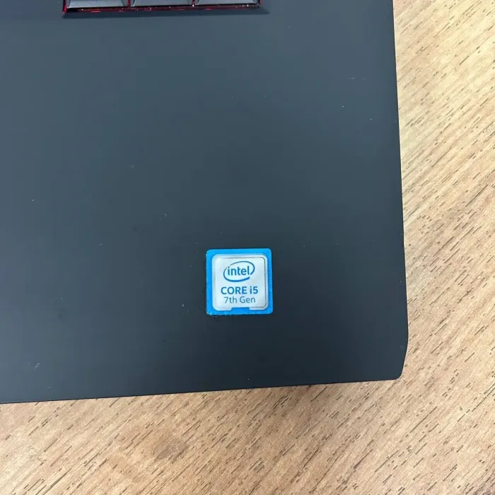 Ігровий ноутбук Б-клас Dell Alienware 15 R3 / 15.6" (1920x1080) IPS / Intel Core i5-7300HQ (4 ядра по 2.5 - 3.5 GHz) / 16 GB DDR4 / 500 GB SSD / nVidia GeForce GTX 1060, 6 GB GDDR5, 192-bit / WebCam б/в - зображення 7