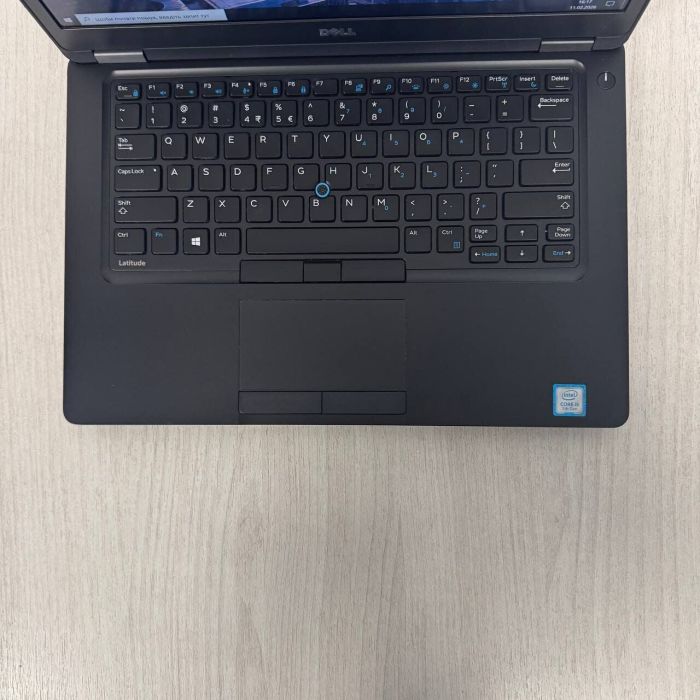 Ноутбук Dell Latitude 5480 / 14" (1920x1080) IPS / Intel Core i5-7200U (2 (4) ядра по 2.5 - 3.1 GHz) / 8 GB DDR4 / 256 GB SSD M.2 / Intel HD Graphics 620 / NoWebCam б/в - зображення 3