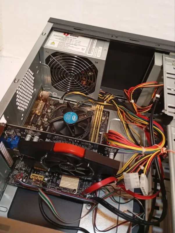 ПК Krauler 4315 Tower / Intel Core i5-4690 (4 ядра по 3.5 - 3.9 GHz) / 8 GB DDR3 / 240 GB SSD / nVidia GeForce GT 440, 1 GB GDDR5, 128-bit / DVD-RW / 450W б/в - зображення 6