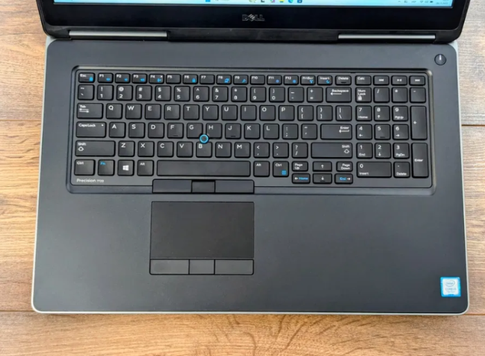 Ноутбук Dell Precision 7720 / 17.3" (1920x1080) IPS / Intel Core i5-7300HQ (4 ядра по 2.5 - 3.5 GHz) / 8 GB DDR4 / 128 GB SSD + 750 GB HDD / Intel UHD Graphics 630 / WebCam б/в - изображение 3