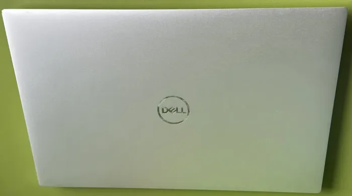 Ігровий ноутбук Dell XPS 15 9520 / 15.6" (1920x1200) IPS / Intel Core i7-12700H (14 (20) ядер по 3.5 - 4.7 GHz) / 16 GB DDR5 / 512 GB SSD / nVidia GeForce RTX 3050, 4 GB GDDR6, 128-bit / WebCam б/в - зображення 3