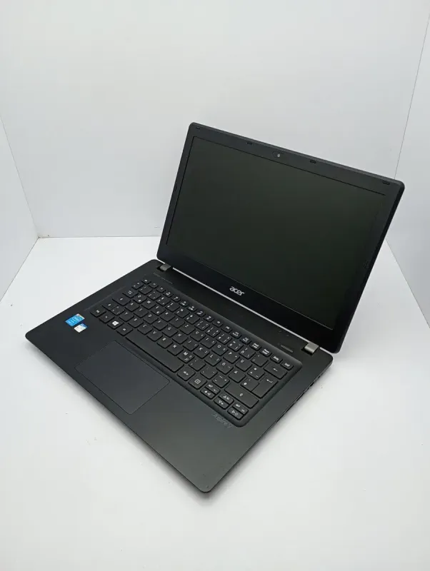 Ноутбук Acer Aspire V3-371 / 13.3" (1366x768) TN / Intel Core i3-4158U (2 (4) ядра по 2.0 GHz) / 6 GB DDR3 / 120 GB SSD / Intel Iris Graphics 5100 / WebCam б/в - зображення 4