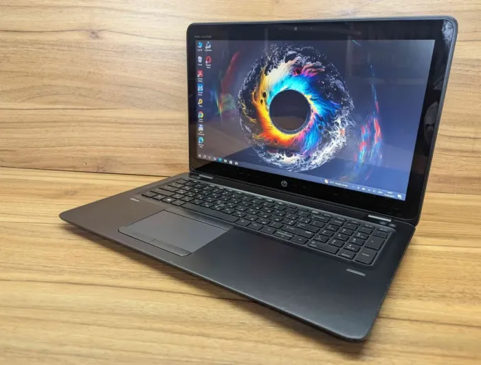 Ноутбук HP zBook 15u G3 / 15.6" (1920x1080) IPS Touch / Intel Core i7-6500U (2 (4) ядра по 2.5 - 3.1 GHz) / 16 GB DDR4 / 512 GB SSD / AMD FirePro W4190M, 2 GB GDDR5, 128-bit / WebCam / Fingerprint / Windows 10 б/в - зображення 5