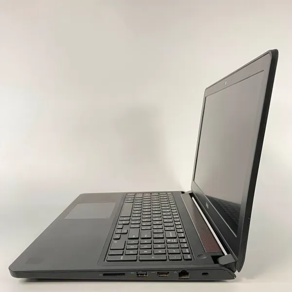 Ігровий ноутбук Б-класу Dell Inspiron 7559 / 15.6" (1920x1080) IPS / Intel Core i7-6700HQ (4 (8) ядра по 2.6 - 3.5 GHz) / 16 GB DDR3 / 128 GB SSD + 1000 GB HDD / nVidia GeForce GTX 960M, 4 GB GDDR5, 128-bit / WebCam / HDMI б/в - зображення 5
