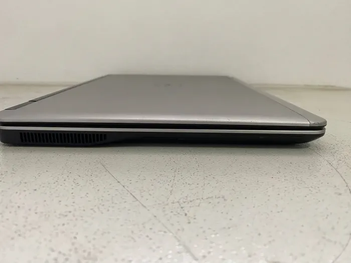 Ноутбук Б-клас Dell Latitude E7440 / 14" (1600x900) TN / Intel Core i7-4600U (2 (4) ядра по 2.1 - 3.3 GHz) / 8 GB DDR3 / 256 GB SSD / Intel HD Graphics 4400 / WebCam / HDMI б/в - зображення 4