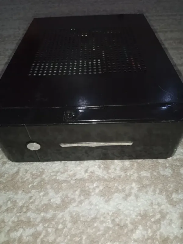 Неттоп Terra USFF / Intel Core i3-3220T (2 (4) ядра по 2.8 GHz) / 4 GB DDR3 / 80 GB SSD / Intel HD Graphics 2500 б/в - зображення 2