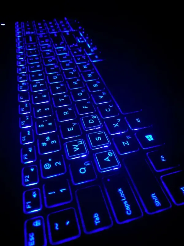 Ігровий ноутбук Dell G7 7588 / 15.6" (1920x1080) IPS / Intel Core i7-8750H (6 (12) ядер по 2.2 - 4.1 GHz) / 16 GB DDR4 / 128 GB SSD + 1000 GB HDD / nVidia GeForce GTX 1060 Max-Q, 6 GB GDDR5, 192-bit / WebCam / HDMI б/в - зображення 6