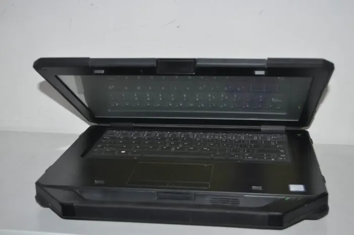 Захищений ноутбук Б-клас Dell Latitude 5414 Rugged / 14" (1366x768) TN / Intel Core i5-6300U (2 (4) ядра по 2.4 - 3.0 GHz) / 16 GB DDR4 / 256 GB SSD / Intel HD Graphics 520 / WebCam / Windows 11 Pro б/в - зображення 10