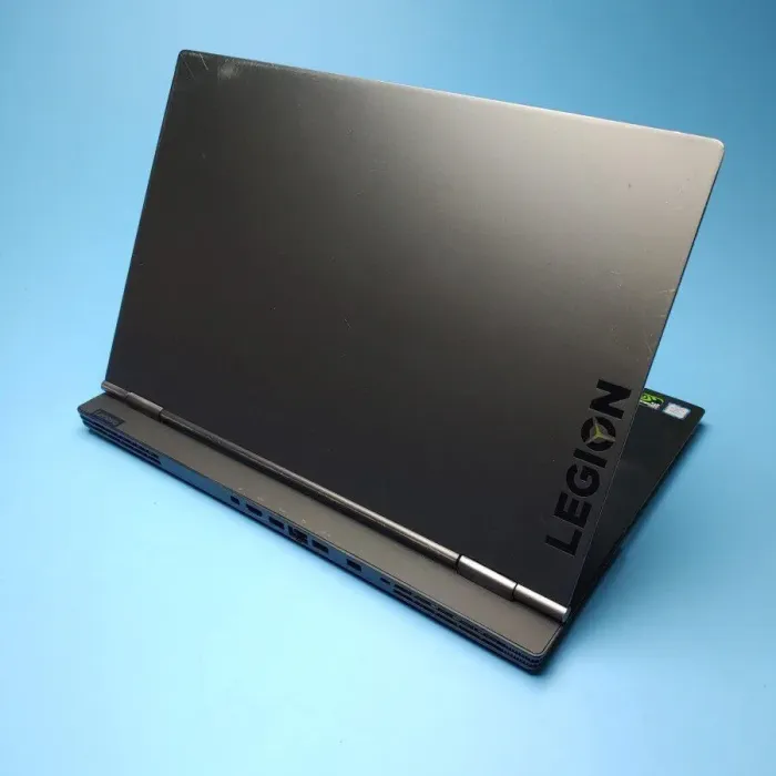 Ігровий ноутбук Б-клас Lenovo Legion Y730-17ICH / 17.3" (1920x1080) IPS / Intel Core i5-8300H (4 (8) ядра по 2.3 - 4.0 GHz) / 16 GB DDR4 / 1000 GB SSD / nVidia GeForce GTX 1050 Ti, 4 GB GDDR5, 128-bit / WebCam / Win 10 Home б/в - зображення 5