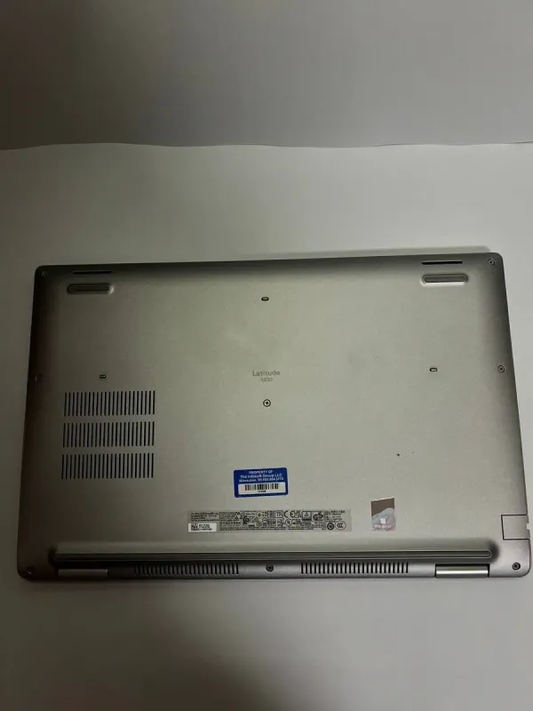 Ноутбук Dell Latitude 5530 / 15.6" (1920x1080) IPS / Intel Core i5-1235U (10 (12) ядер по 1.3 - 4.4 GHz) / 16 GB DDR4 / 512 GB SSD / Intel Iris Xe Graphics / WebCam / USB 3.2 / HDMI / WebCam б/в - зображення 5