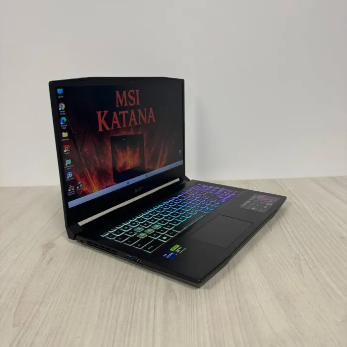 Ігровий ноутбук MSI Katana 15 B12VGK / 15.6" (1920x1080) IPS / Intel Core i7-12650H (10 (16) ядер по 3,5 - 4,7 ГГц) / 16 ГБ DDR5 / 512 ГБ SSD NVMe / nVidia GeForce RTX 4070, 8 ГБ GDDR6, 128-bit / WebCam б/в - зображення 4