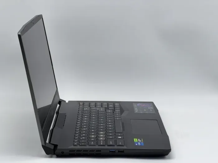 Ігровий ноутбук Б-класу MSI Pulse 15 B13VGK / 15,6" (1920x1080) IPS / Intel Core i7-13700H (14 (20) ядер по 2,4 - 5,0 ГГц) / 16 ГБ DDR5 / 512 ГБ SSD NVMe / nVidia GeForce RTX 4070, 8 ГБ GDDR6, 128-біт / Веб-камера б/в - зображення 3