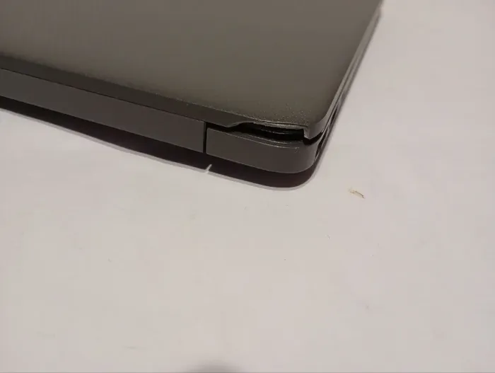 Ноутбук Б-клас HP 255 G8 / 15.6" (1366x768) TN / AMD Athlon Silver 3050U (2 ядра по 2.3 - 3.2 GHz) / 8 GB DDR4 / 256 GB SSD / AMD Radeon Graphics / WebCam + USB-флешка 64 GB б/в - зображення 9