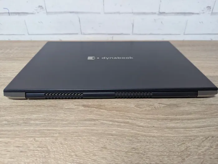 Ноутбук Toshiba Dynabook Tecra X50-F-15P / 15.6" (1920x1080) TN / Intel Core i5-8265U (4 (8) ядра по 1.6 - 3.9 GHz) / 16 GB DDR4 / 256 GB SSD / Intel UHD Graphics / WebCam б/в - зображення 8