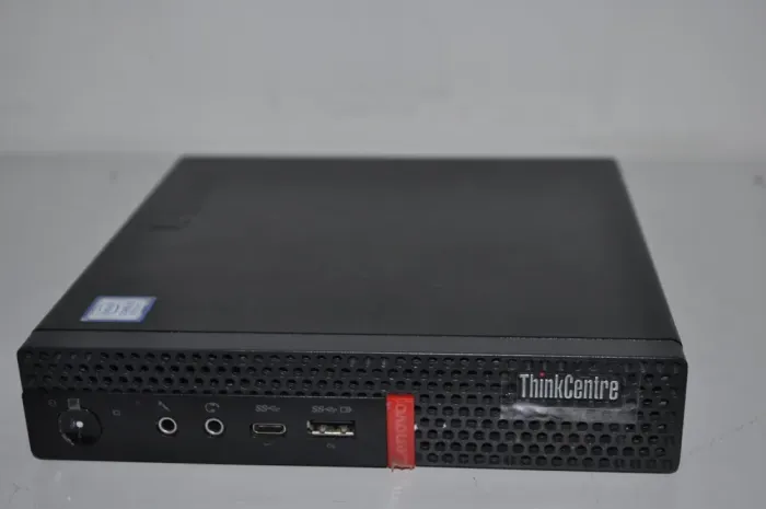 Неттоп Lenovo ThinkCentre M720q Tiny USFF / Intel Core i5-8400T (6 ядер по 1.7 - 3.3 GHz) / 12 GB DDR4 / 240 GB SSD / Intel UHD Graphics 630 / Wi-Fi / Windows 11 Pro б/в - зображення 2