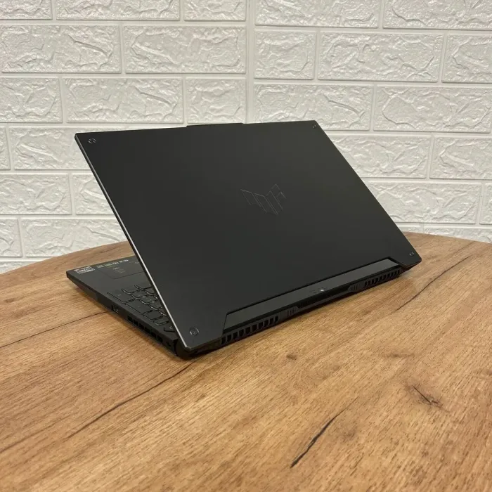 Ігровий ноутбук Asus TUF Gaming A15 FA507RM / 15.6" (1920x1080) IPS / AMD Ryzen 7 6800H (8 (16) ядер по 3.2 - 4.7 GHz) / 16 GB DDR4 / 512 GB SSD NVMe / nVidia GeForce RTX 3060, 6 GB GDDR6, 192-bit / WebCam б/в - зображення 6