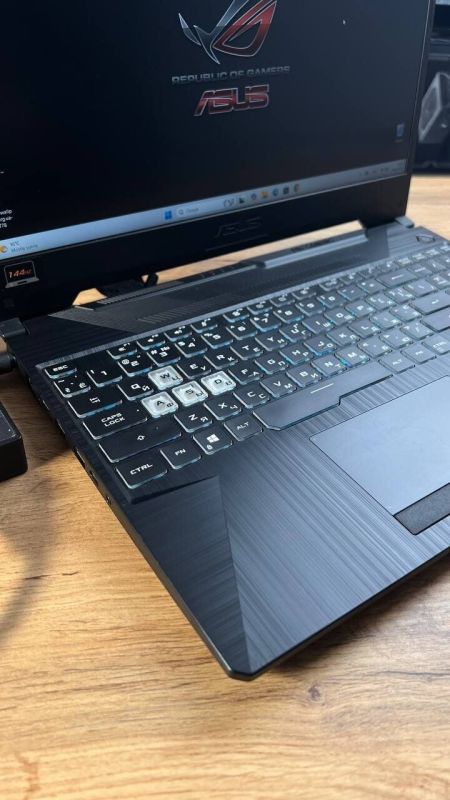 Ігровий ноутбук Asus TUF Gaming F15 FX506LH / 15.6" (1920x1080) IPS / Intel Core i5-10300H (4 (8) ядра по 2.5 - 4.5 GHz) / 32 GB DDR4 / 1000 GB SSD / nVidia GeForce GTX 1650, 4 GB GDDR5, 128-bit / WebCam б/в - зображення 6