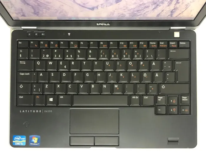 Нетбук Б-клас Dell Latitude E6230 / 12.5" (1366x768) TN / Intel Core i5-3320M (2 (4) ядра по 2.6 - 3.3 GHz) / 8 GB DDR3 / 128 GB SSD / Intel HD Graphics 4000 / WebCam б/в - зображення 8