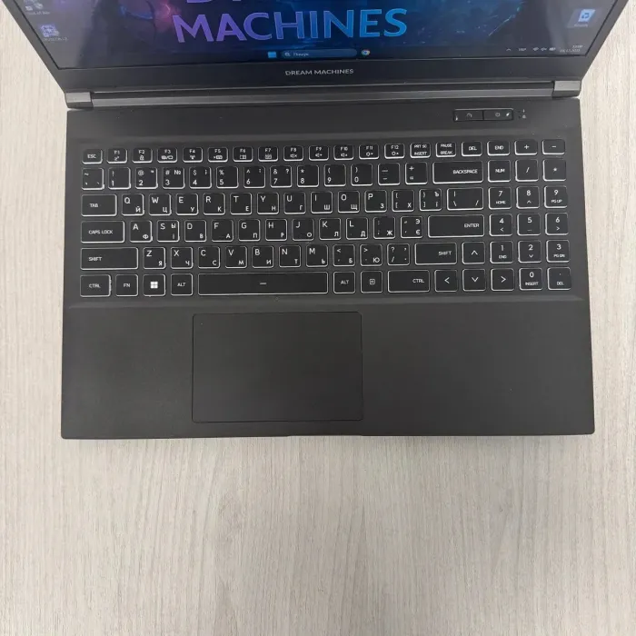 Ігровий ноутбук Б-класу Dream Machines GM5AGEE / 15,6" (1920x1080) IPS / Intel Core i5-12450H (8 (12) ядер по 3,3 - 4,4 ГГц) / 16 ГБ DDR5 / 512 ГБ SSD / nVidia GeForce RTX 3050, 4 ГБ GDDR6, 128-біт / WebCam б/в - зображення 3