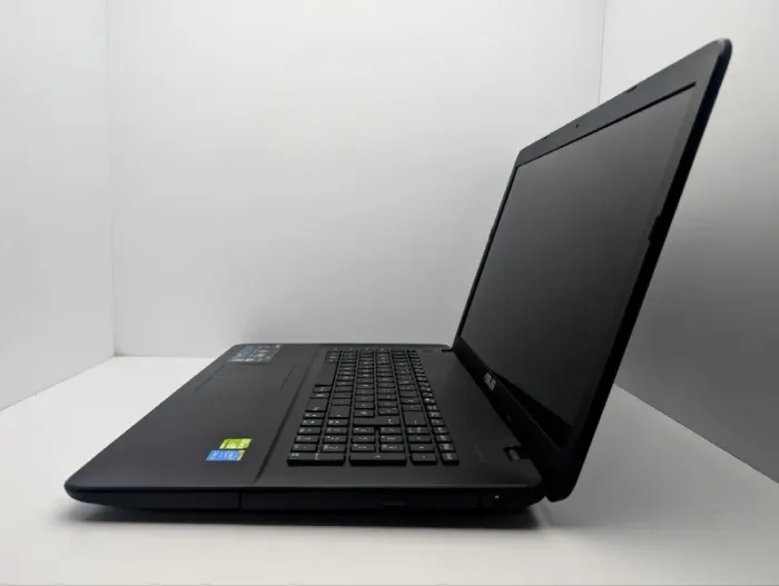 Ноутбук Asus X751L / 17.3" (1600x900) TN / Intel Core i5-5200U (2 (4) ядра по 2.2 - 2.5 GHz) / 12 GB DDR3 / 240 GB SSD / nVidia GeForce 940M, 2 GB GDDR3, 64-bit / WebCam / DVD-ROM б/в - зображення 5