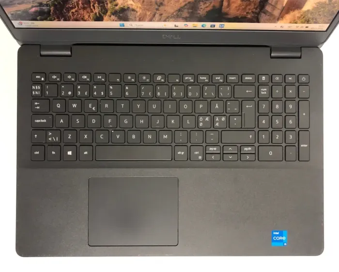 Ультрабук Б-клас Dell Vostro 3500 / 15.6" (1920x1080) IPS / Intel Core i5-1135G7 (4 (8) ядра по 2.4 - 4.2 GHz) / 8 GB DDR4 / 256 GB SSD / Intel Iris Xe Graphics / WebCam / Win 11 Pro б/в - зображення 8