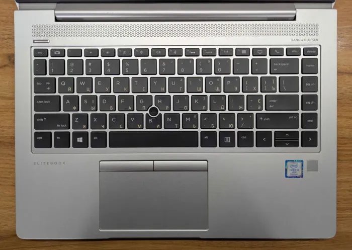 Ультрабук HP EliteBook 840 G6 / 14" (1920x1080) IPS / Intel Core i5-8365U (4 (8) ядра по 1.6 - 4.1 GHz) / 16 GB DDR4 / 480 GB SSD / Intel UHD Graphics 620 / WebCam / Fingerprint / Windows 10 б/в - зображення 3