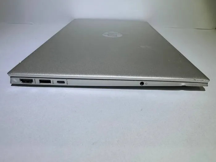 Ультрабук Б-клас HP Pavilion 15-eg3071cl / 15.6" (1920x1080) TN / Intel Core i7-1355U (10 (12) ядер по 3.7 - 5.0 GHz) / 16 GB DDR4 / 512 GB SSD / Intel Iris Xe Graphics / WebCam б/в - зображення 8