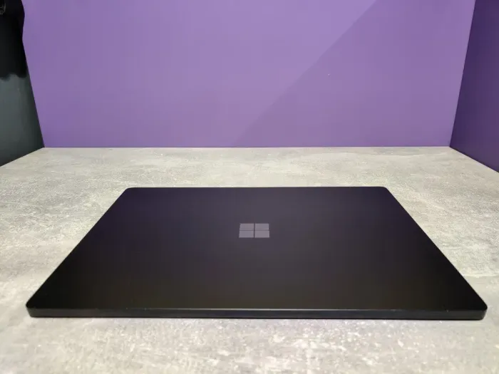 Ноутбук Microsoft Surface Laptop 3 1873 / 15" (2496x1664) IPS Touch / AMD Ryzen 5 3580U (4 (8) ядра по 2.1 - 3.7 GHz) / 8 GB DDR4 / 240 GB SSD / AMD Radeon Vega 9 Graphics / WebCam б/в - зображення 5